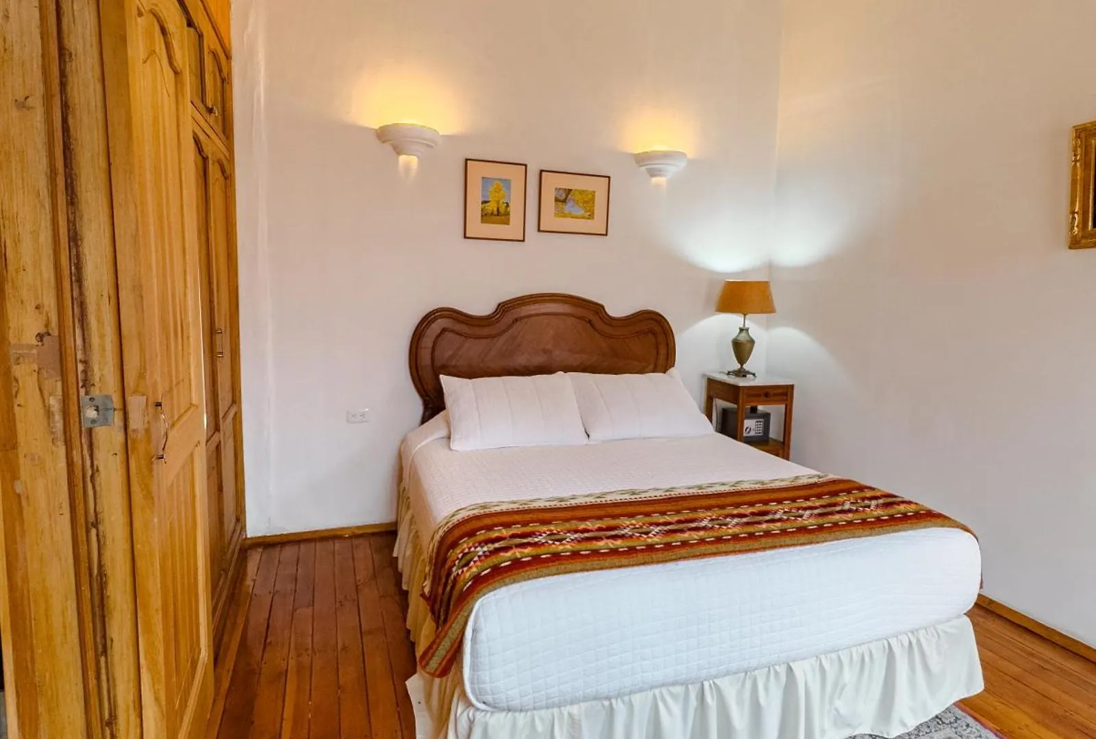 ***  Hotel Boutique Casa Montalvo Cuenca Ecuador