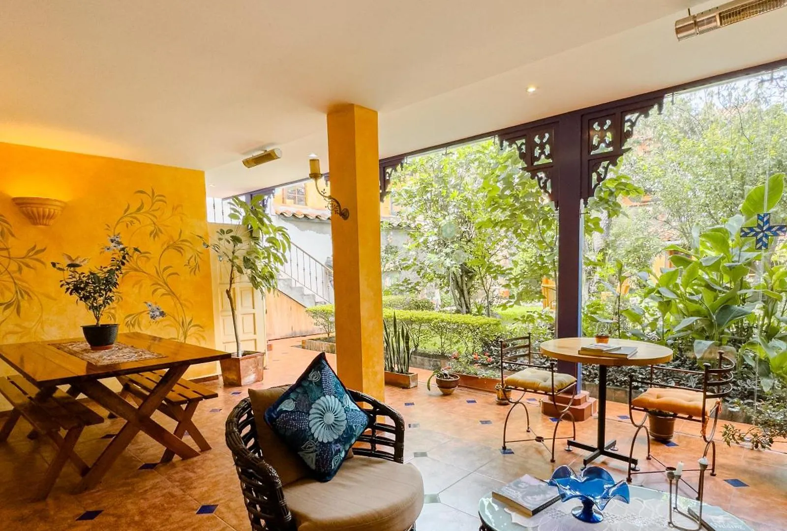 Hotel Boutique Casa Montalvo Cuenca Ecuador